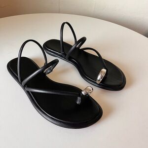 Vince Lucila Sandal Size 8